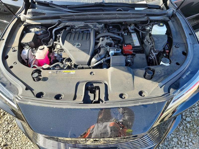 Photo 12 from auction – 2023 LEXUS RX with VIN JTJCHMAA3P2003653