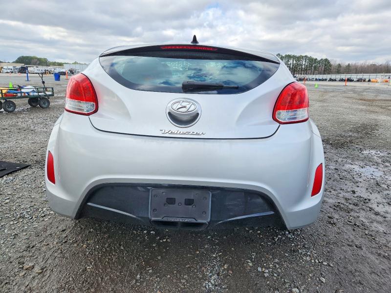 Photo 6 from auction – 2012 HYUNDAI VELOSTER with VIN KMHTC6AD9CU043785