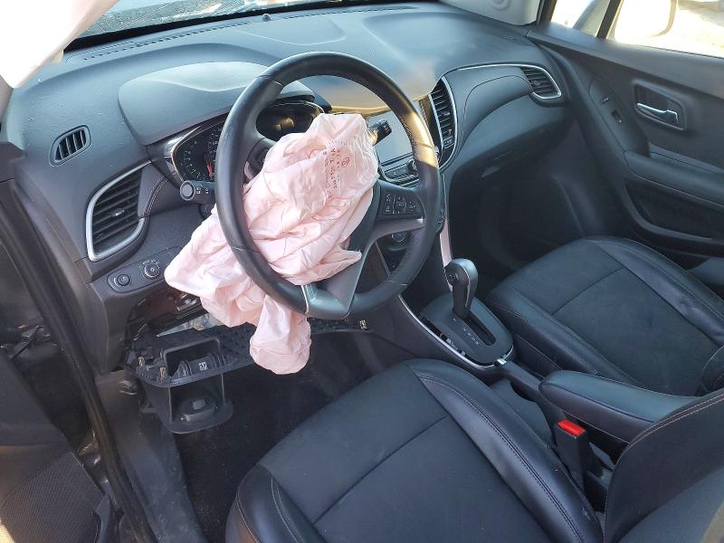 Photo 8 from auction – 2018 CHEVROLET TRAX with VIN 3GNCJLSB1JL153153