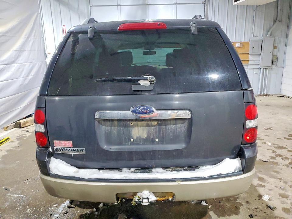 Photo 6 from auction – 2007 FORD EXPLORER E with VIN 1FMEU74E57UA41912