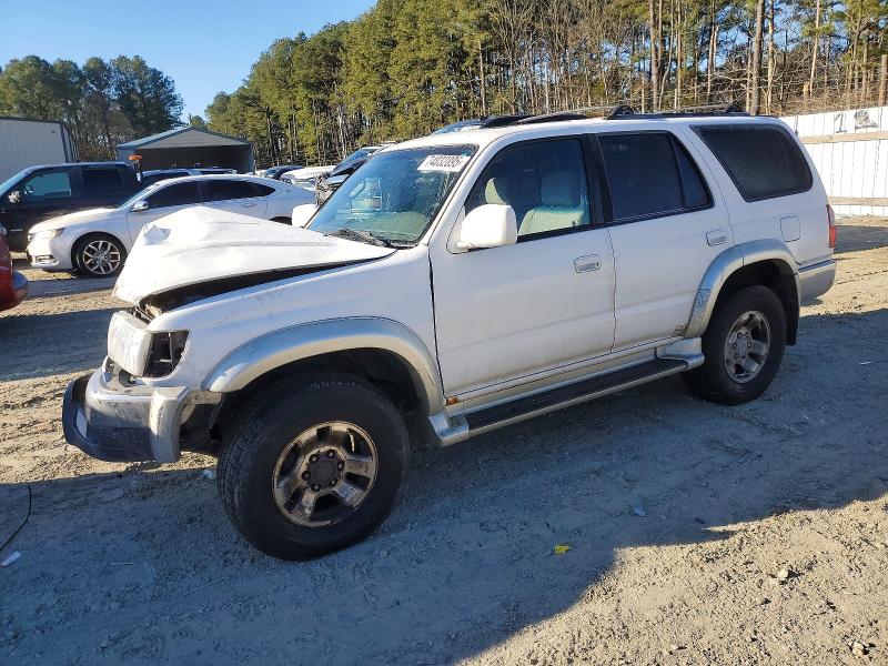TOYOTA 4RUNNER SR 2000 with VIN JT3HN86R3Y0310457 - Photo from auction