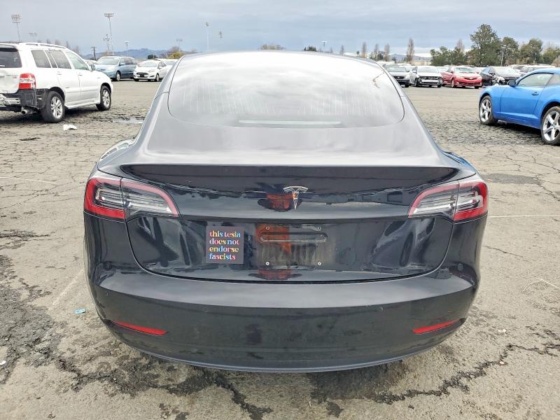 Photo 6 from auction – 2018 TESLA MODEL 3 with VIN 5YJ3E1EA6JF151904