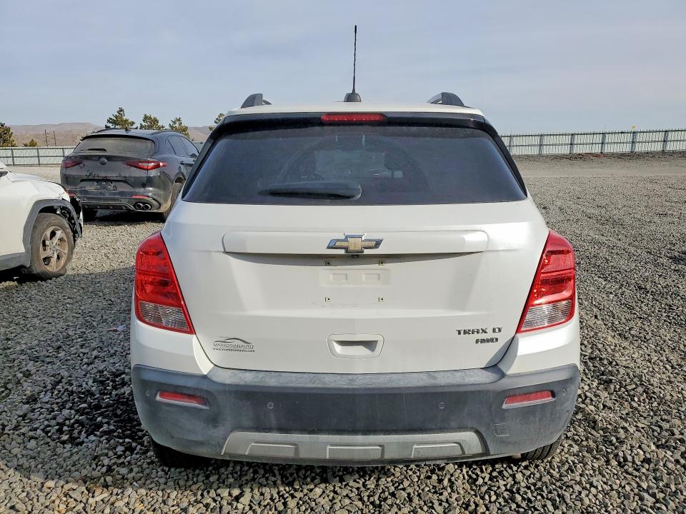 Photo 6 from auction – 2016 CHEVROLET TRAX with VIN KL7CJPSB5GB663738
