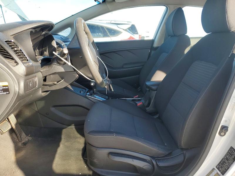 Photo 7 from auction – 2017 KIA FORTE with VIN 3KPFL4A71HE009023