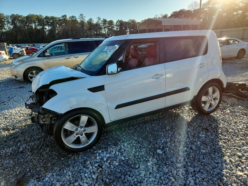 KIA SOUL 2011 with VIN KNDJT2A28B7722317 - Photo from auction