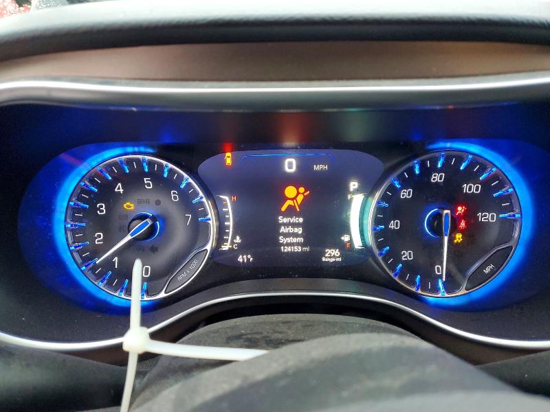 Photo 9 from auction – 2018 CHRYSLER PACIFICA with VIN 2C4RC1EG7JR144288