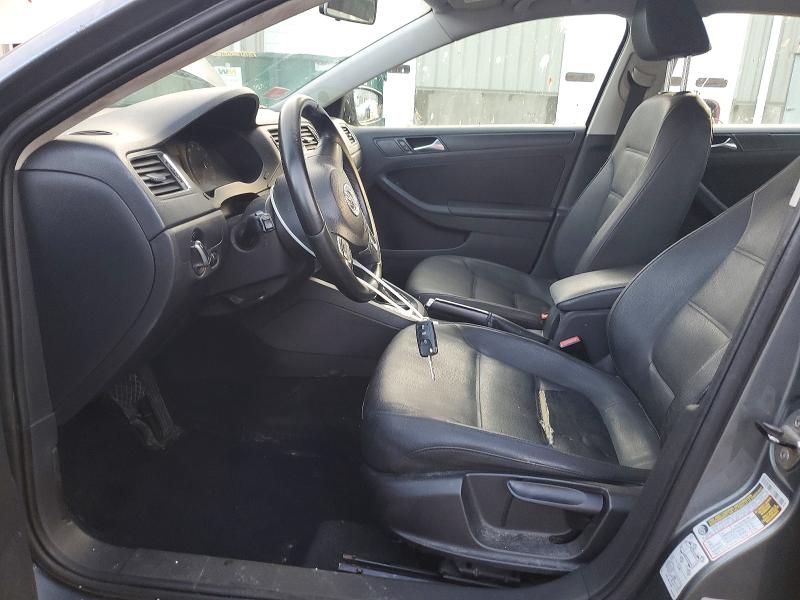 Photo 7 from auction – 2011 VOLKSWAGEN JETTA SE with VIN 3VWDZ7AJ7BM350004