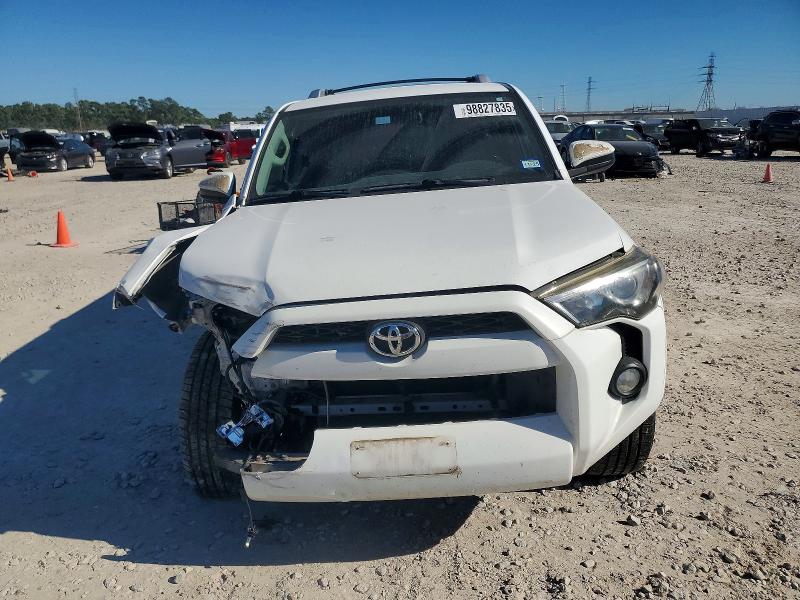 Photo 5 from auction – 2015 TOYOTA 4RUNNER SR with VIN JTEZU5JR1F5086111