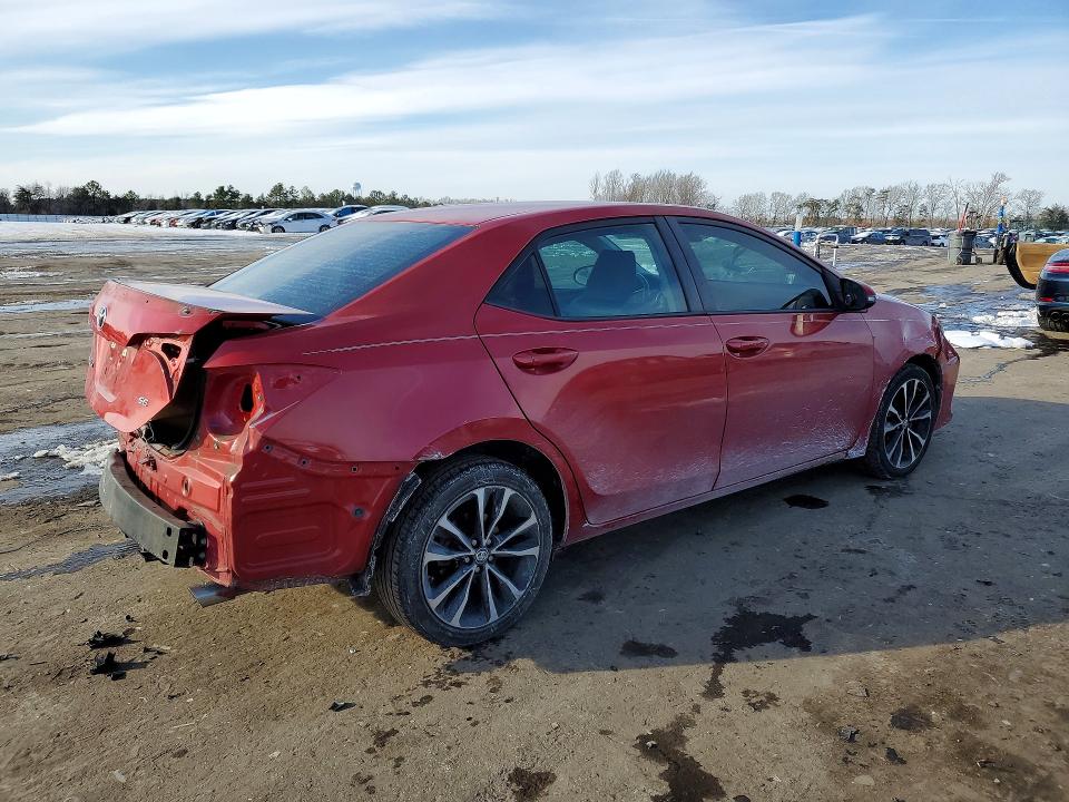 Photo 3 from auction – 2018 TOYOTA COROLLA with VIN 5YFBURHEXJP768531