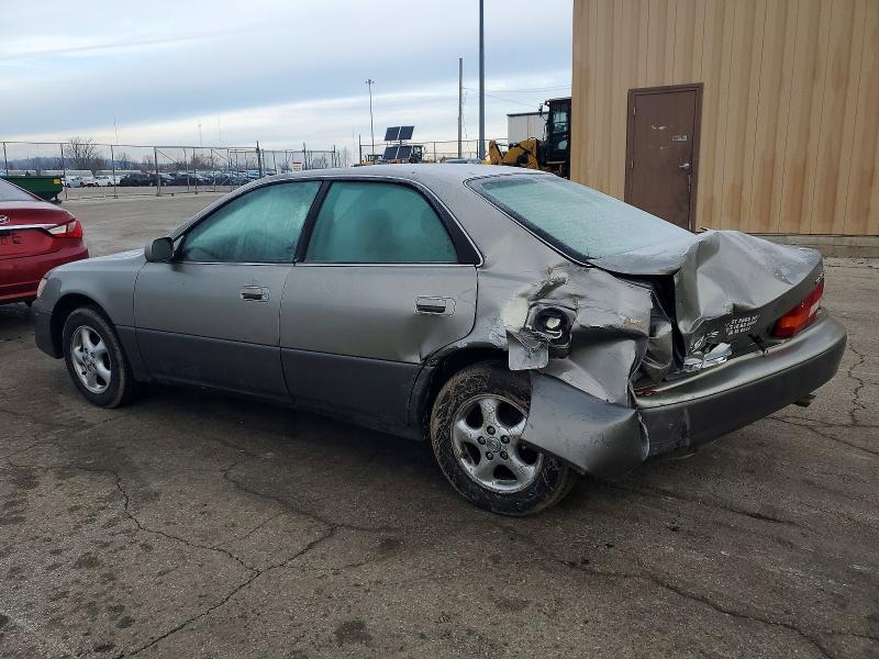 Photo 2 from auction – 1998 LEXUS ES 300 with VIN JT8BF28GXW0109626