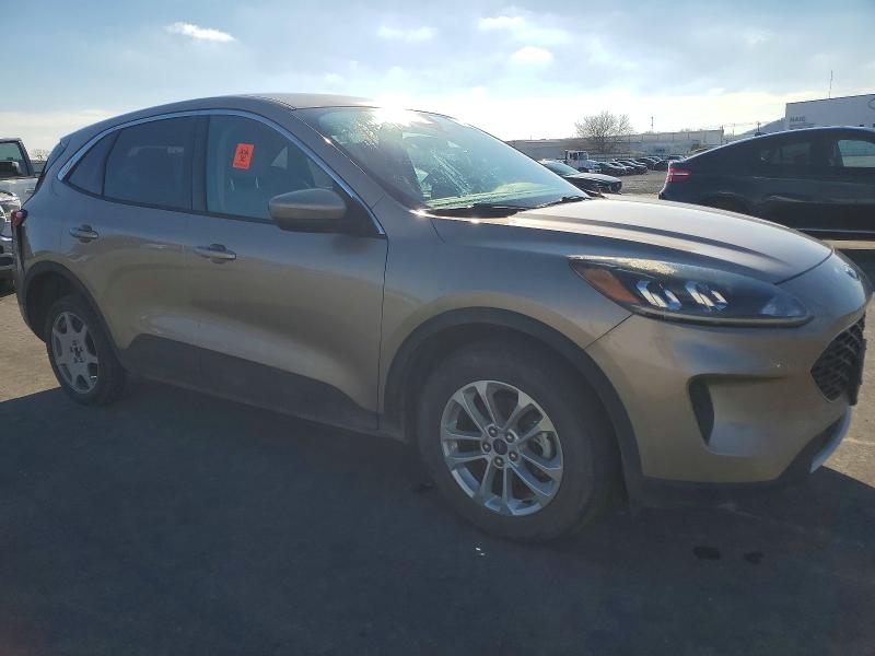 Photo 4 from auction – 2020 FORD ESCAPE with VIN 1FMCU9G63LUB06970