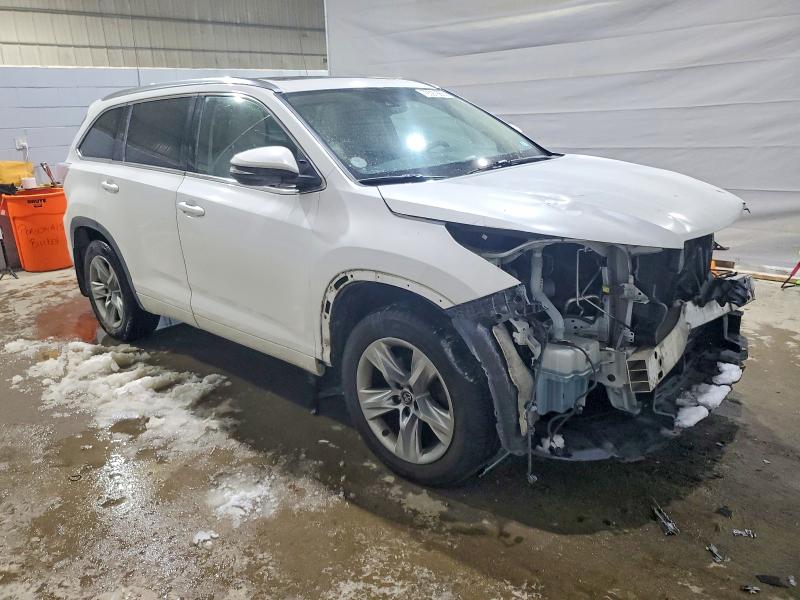 Photo 4 from auction – 2016 TOYOTA HIGHLANDER with VIN 5TDDKRFH4GS351739