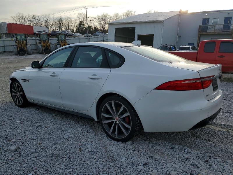 Photo 2 from auction – 2016 JAGUAR XF S with VIN SAJBM4BV9GCY14235