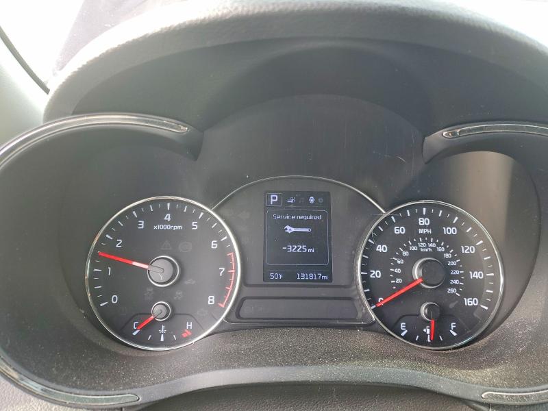 Photo 9 from auction – 2018 KIA FORTE with VIN 3KPFL4A78JE258926