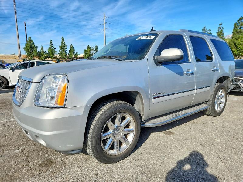 GMC YUKON DENA 2011 with VIN 1GKS2EEF0BR352043 - Photo from auction