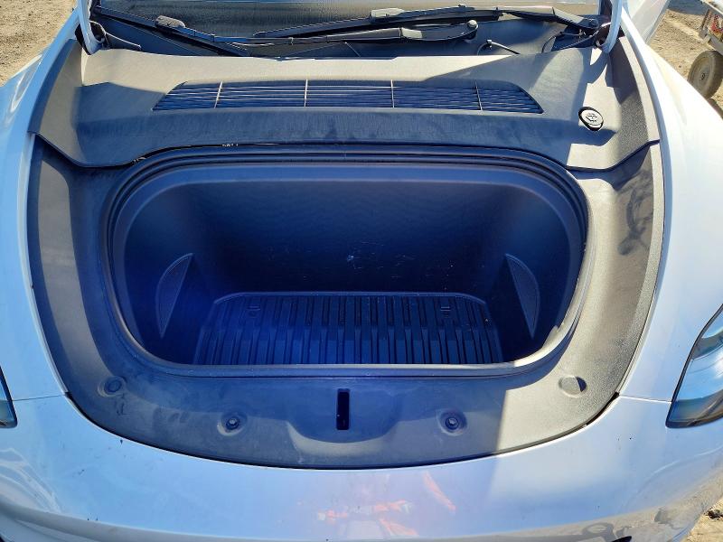 Photo 12 from auction – 2023 TESLA MODEL Y with VIN 7SAYGDEE0PA100170