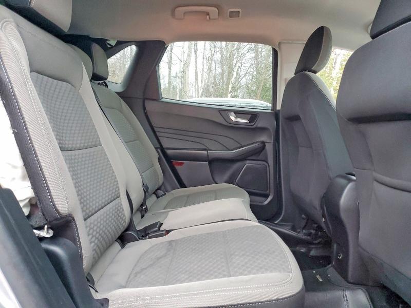 Photo 11 from auction – 2021 FORD ESCAPE SE with VIN 1FMCU9G68MUA71750