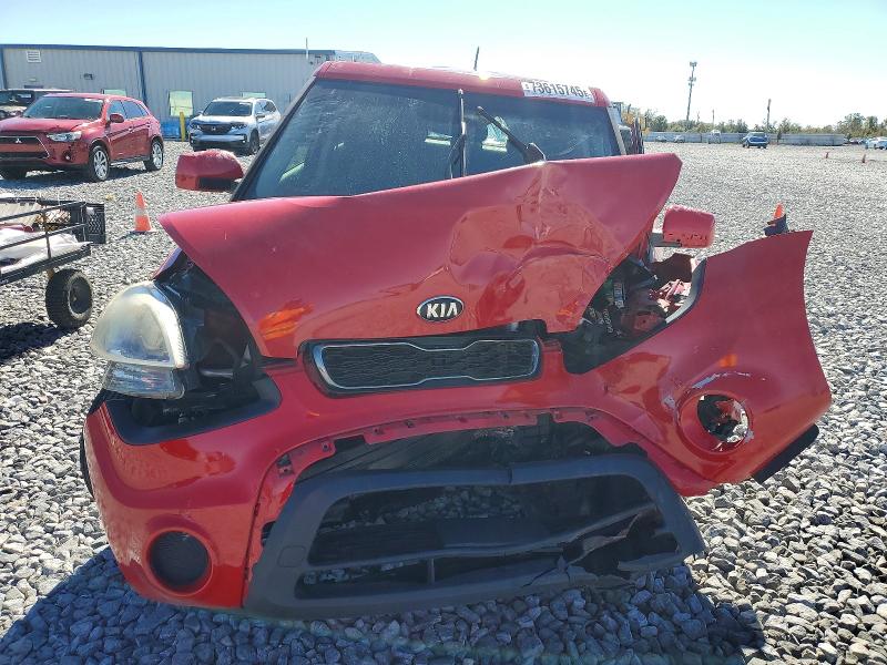 Photo 5 from auction – 2013 KIA SOUL with VIN KNDJT2A56D7505720