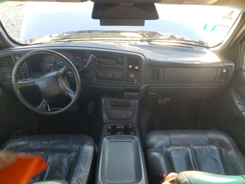 Photo 8 from auction – 2002 CHEVROLET SILVERADO with VIN 2GCEK19T121122392