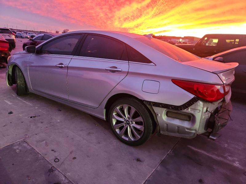 Photo 2 from auction – 2012 HYUNDAI SONATA SE with VIN 5NPEC4AB8CH470756