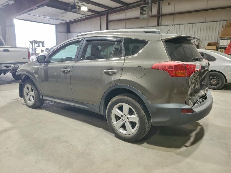Photo 2 from auction – 2014 TOYOTA RAV4 XLE with VIN 2T3RFREV2EW155053