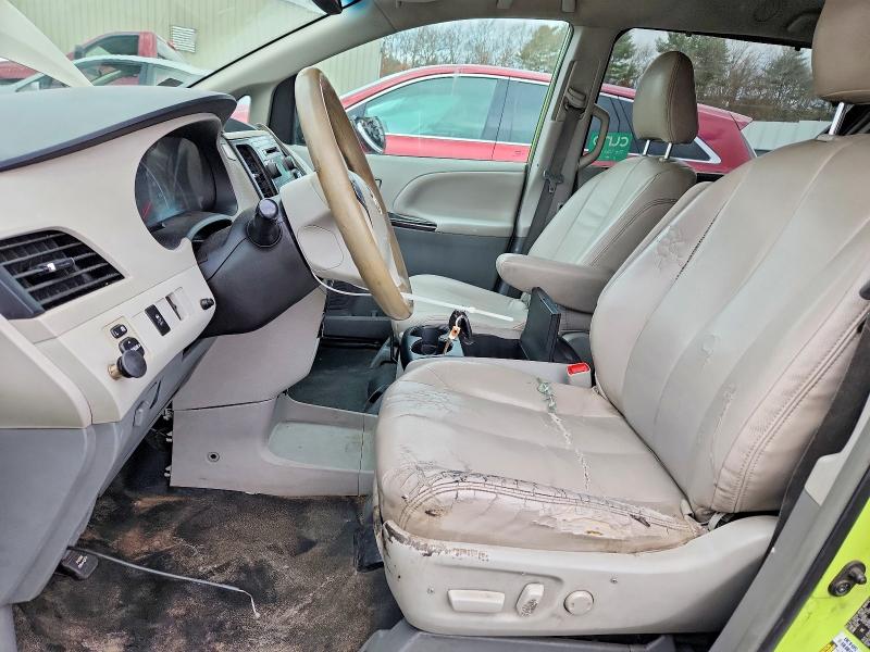 Zdjęcie 7 z aukcji – 2014 TOYOTA SIENNA z VIN 5TDKK3DCXES447853
