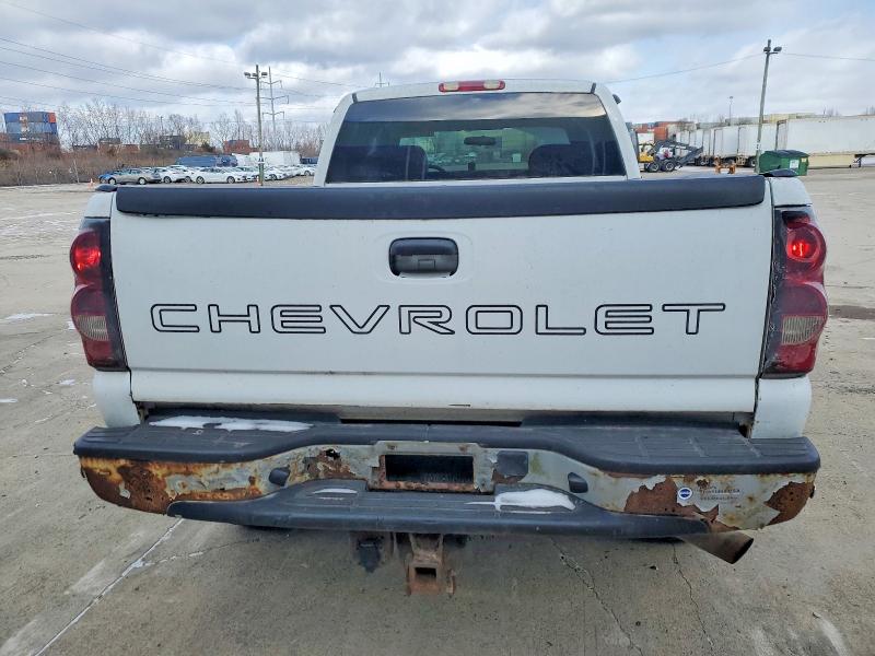 Photo 6 from auction – 2004 CHEVROLET SILVERADO with VIN 1GCHC29U84E346690