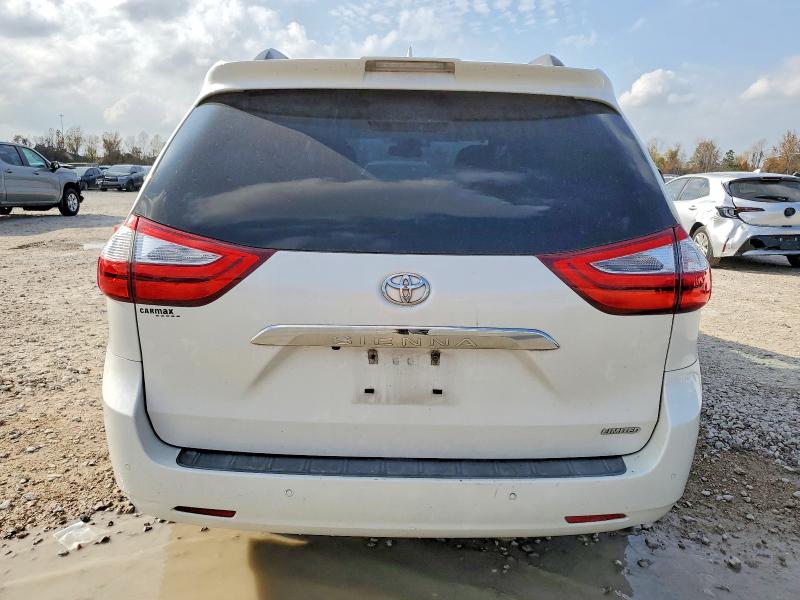 Photo 6 from auction – 2018 TOYOTA SIENNA with VIN 5TDYZ3DC2JS912111