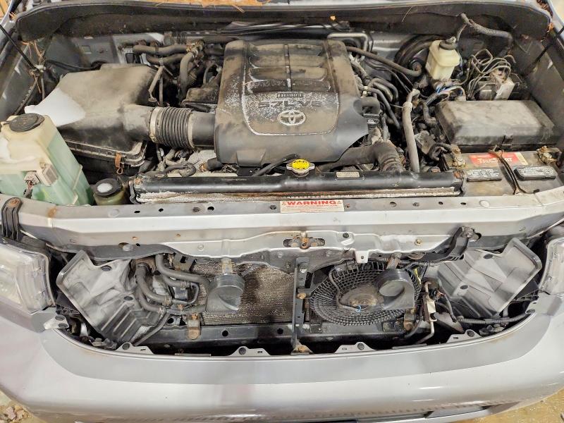 Photo 12 from auction – 2011 TOYOTA SEQUOIA PL with VIN 5TDDW5G10BS041076