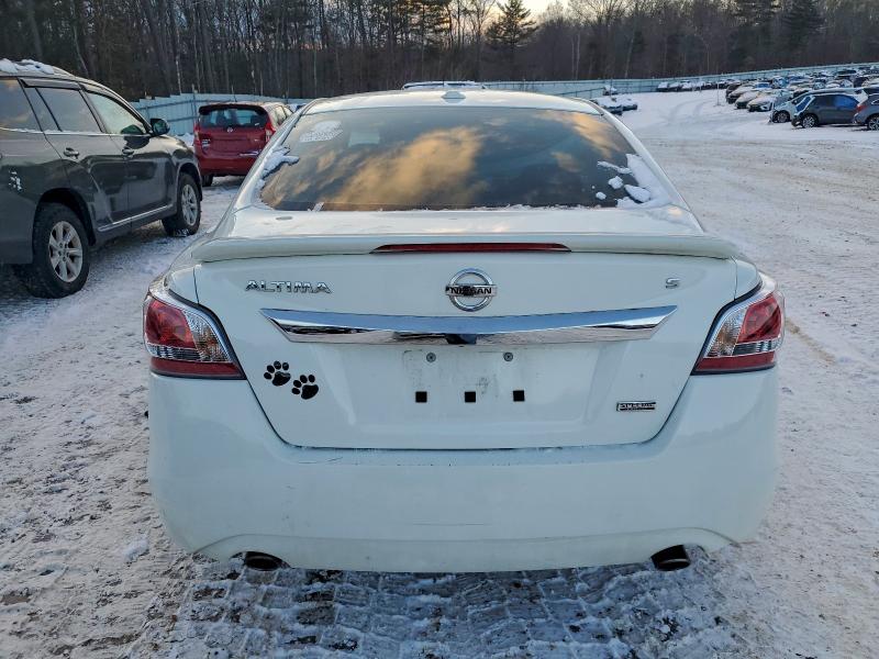 Photo 6 from auction – 2015 NISSAN ALTIMA 2.5 with VIN 1N4AL3AP7FN894864