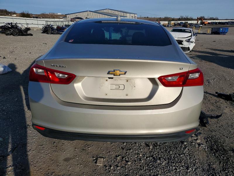 Photo 6 from auction – 2016 CHEVROLET MALIBU with VIN 1G1ZE5ST5GF275523