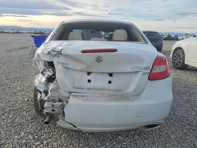 Photo 6 from auction – 2012 SUZUKI KIZASHI SE with VIN JS2RF9A35C6100315