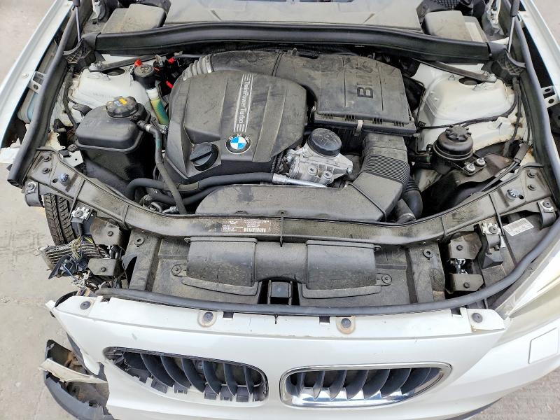 Photo 12 from auction – 2015 BMW X1 XDRIVE3 with VIN WBAVM5C59FVV94143