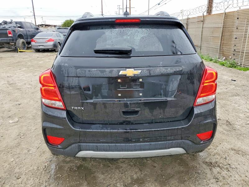Photo 6 from auction – 2021 CHEVROLET TRAX 1LT with VIN KL7CJLSB3MB352295