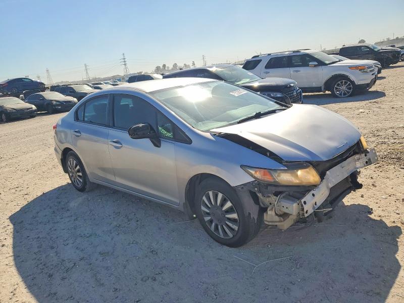 Photo 4 from auction – 2014 HONDA CIVIC LX with VIN 19XFB2F55EE043573
