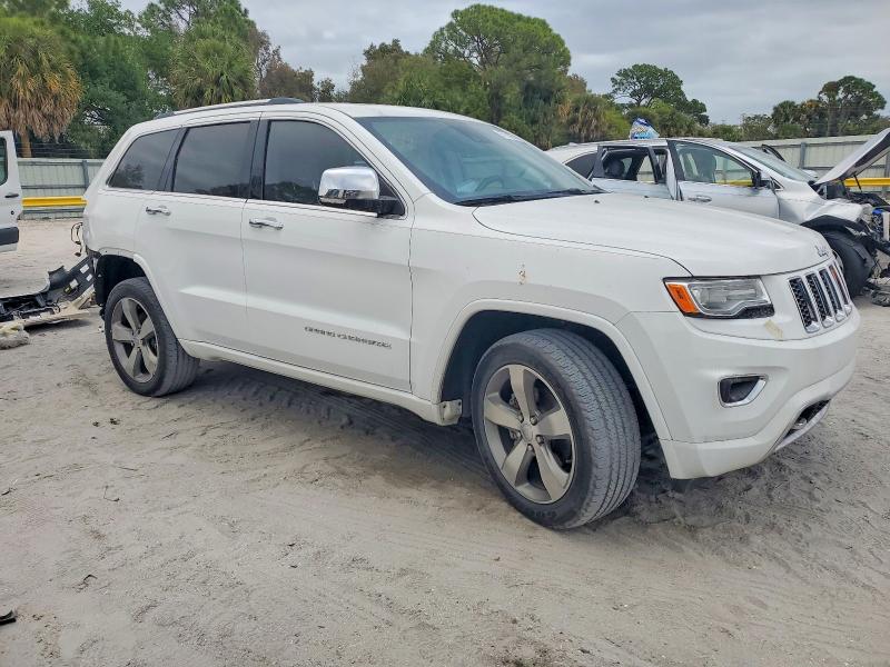 Photo 4 from auction – 2015 JEEP GRAND CHER with VIN 1C4RJECM2FC179732