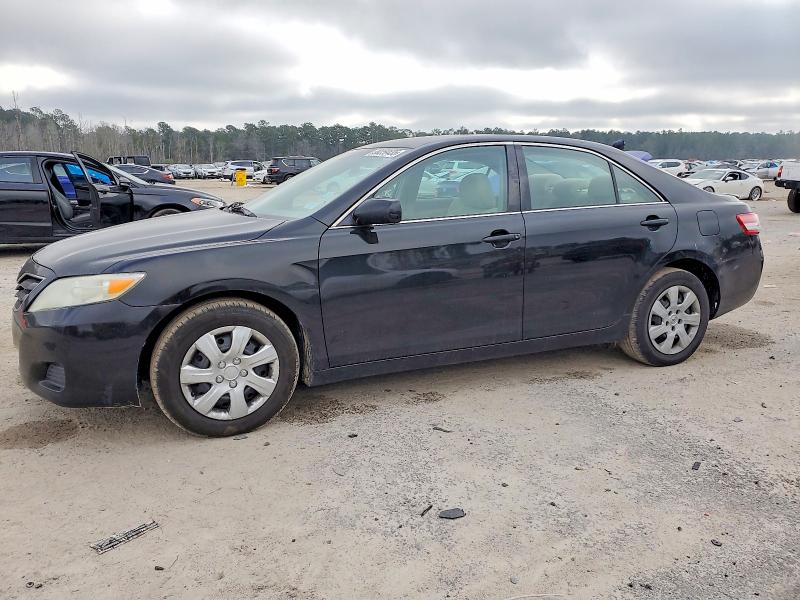 Zdjęcie 1 z aukcji – 2011 TOYOTA CAMRY BASE z VIN 4T4BF3EKXBR193404
