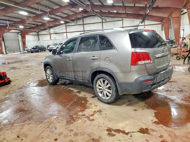 Photo 2 from auction – 2011 KIA SORENTO BA with VIN 5XYKT4A24BG067270