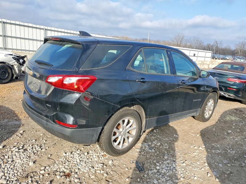 Photo 3 from auction – 2019 CHEVROLET EQUINOX LS with VIN 3GNAXSEV3KL127290