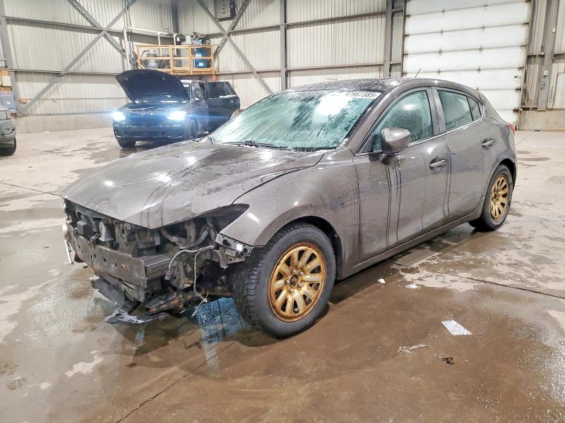 MAZDA 3 TOURING 2014 with VIN JM1BM1L77E1104658 - Photo from auction