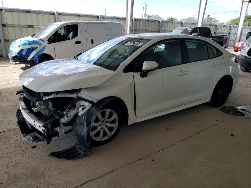 TOYOTA COROLLA 2022 with VIN 5YFEPMAE2NP296381 - Photo from auction