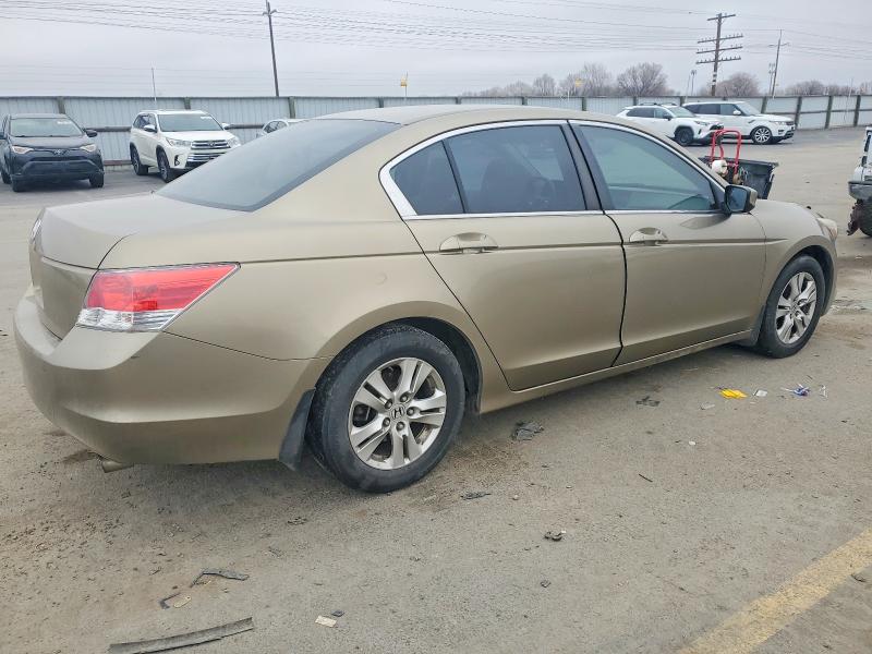 Photo 3 from auction – 2010 HONDA ACCORD with VIN 1HGCP2F48AA073029