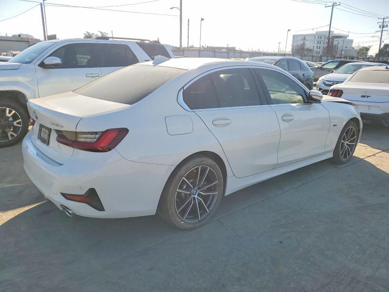 Photo 3 from auction – 2022 BMW 330E with VIN 3MW5P7J08N8C54848