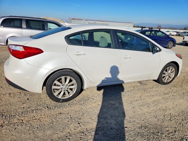 Photo 3 from auction – 2016 KIA FORTE LX with VIN KNAFX4A61G5462867
