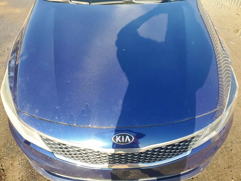 Photo 11 from auction – 2016 KIA OPTIMA EX with VIN 5XXGU4L37GG072452