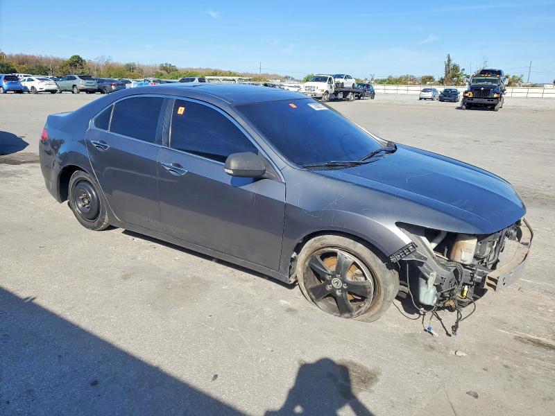 Photo 4 from auction – 2010 ACURA TSX with VIN JH4CU2F6XAC040786