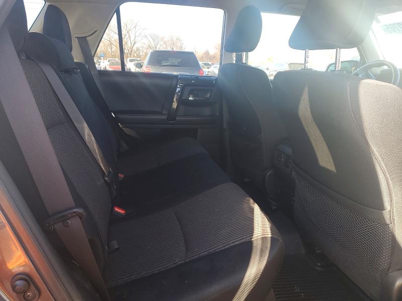 Photo 11 from auction – 2016 TOYOTA 4RUNNER SR with VIN JTEBU5JR3G5392309