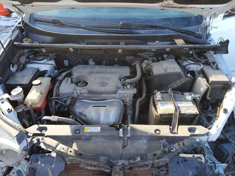 Photo 11 from auction – 2018 TOYOTA RAV4 LE with VIN 2T3ZFREV5JW446527