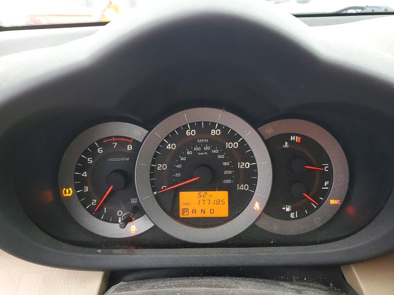Photo 9 from auction – 2011 TOYOTA RAV4 with VIN JTMBF4DV4B5041919