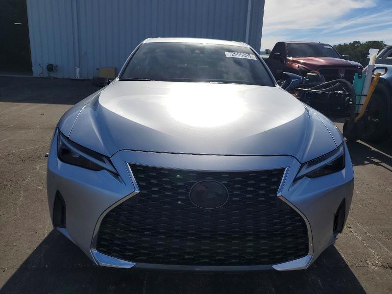 Photo 5 from auction – 2023 LEXUS IS 300 with VIN JTHDA1D29P5127079